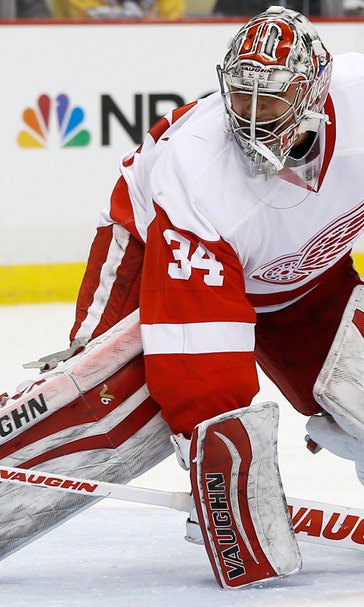 Howard mops up after Mrazek, Red Wings get pounded by Pens